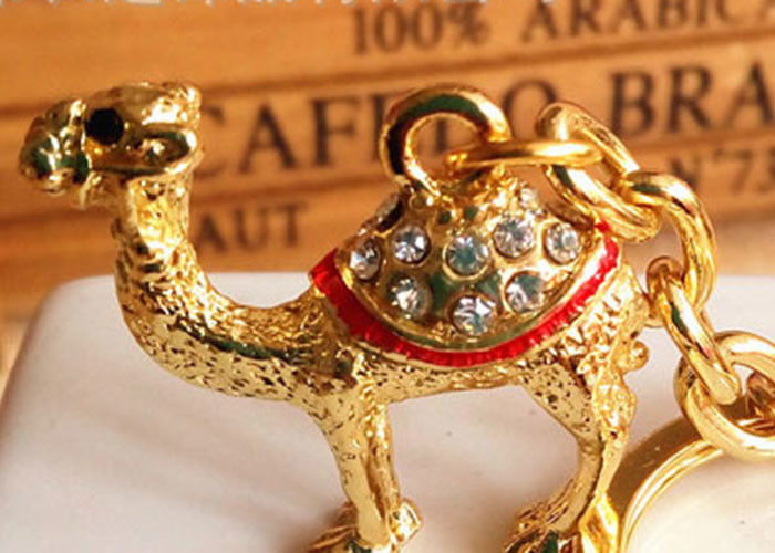 Camel Design Key Chain Diamond - Encrusted Arab Cultural Personal Effects