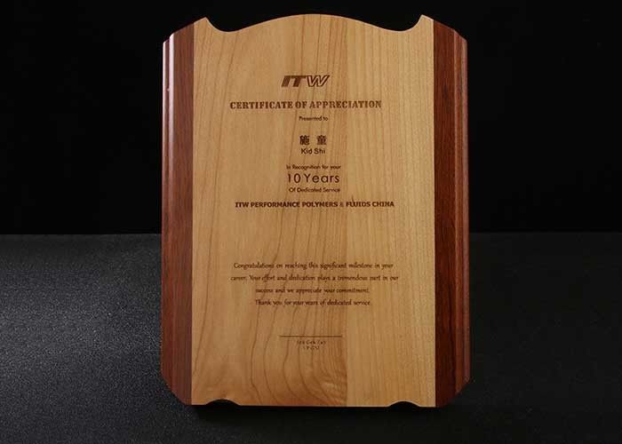 504 Gram Solid Wooden Shield Plaque Lightweight Student Awards Of Final Examination